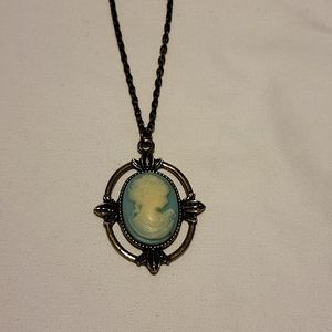 Vampire diaries Katherine Pierce necklace